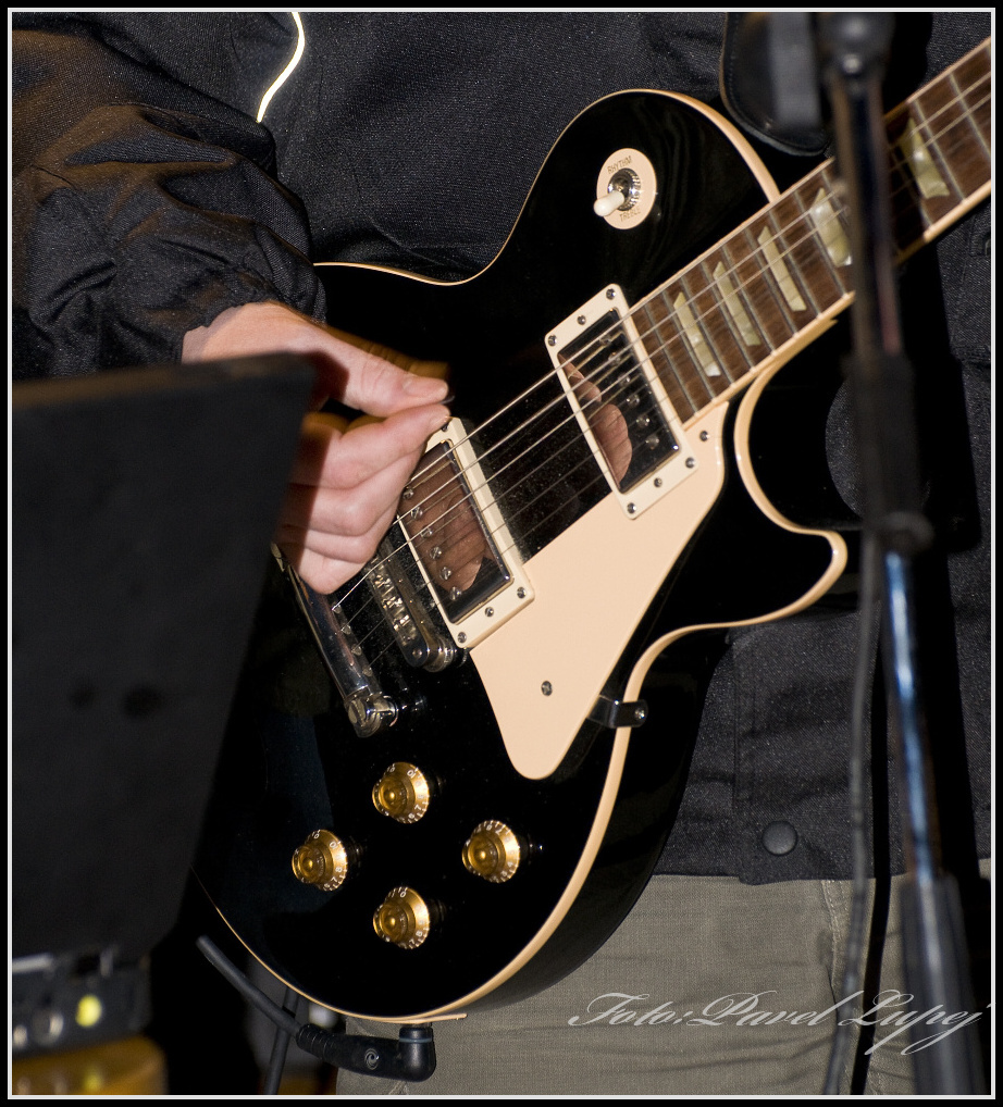 _DSC8329xs.jpg